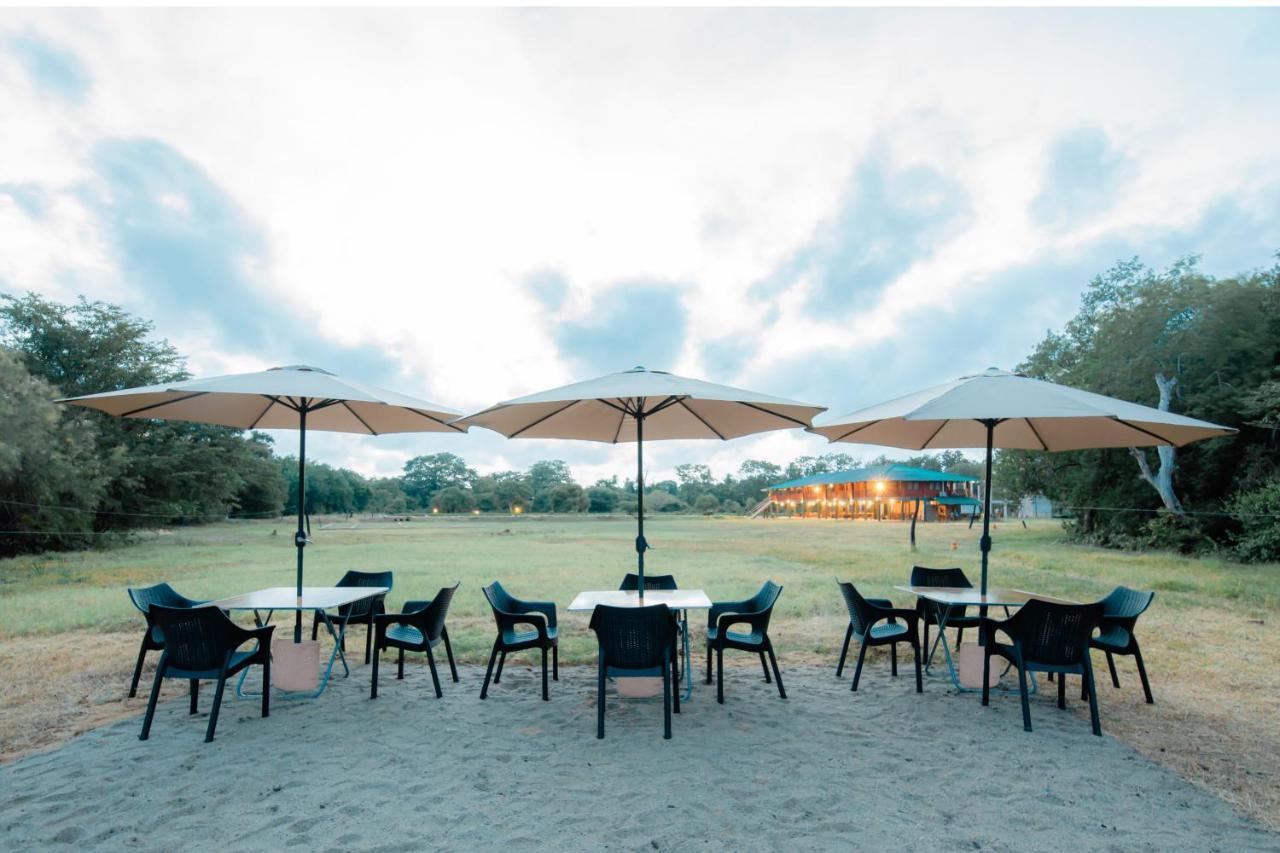Kayjay Wild Wilpattu Hotel Bagian luar foto
