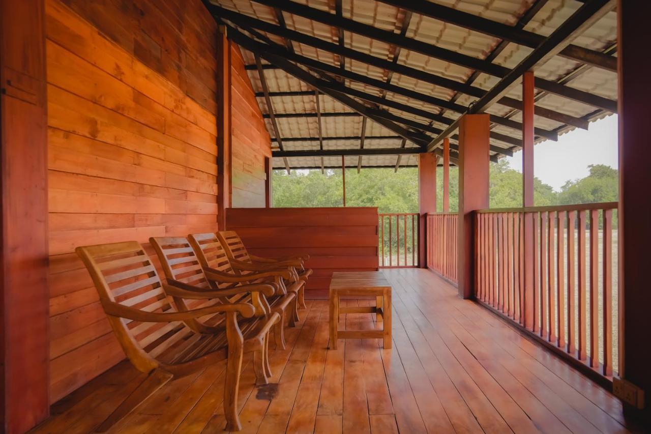 Kayjay Wild Wilpattu Hotel Bagian luar foto